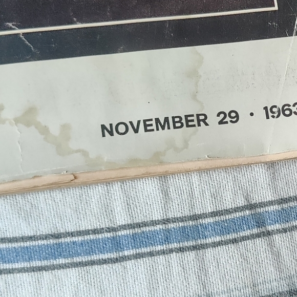 November 1963 JFK Life Magazine (original issue) - Picture 7 of 10